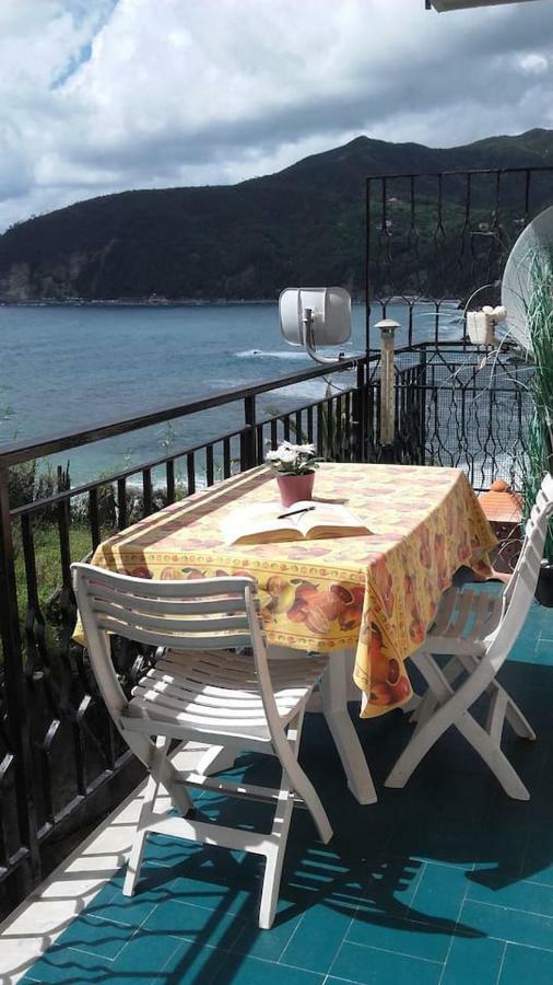 Willa Un Gioiello Con Vista Mare Moneglia Zewnętrze zdjęcie